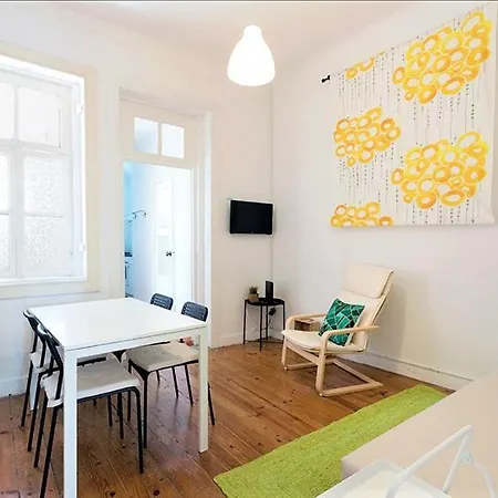 Pretty Clerigos 132 *