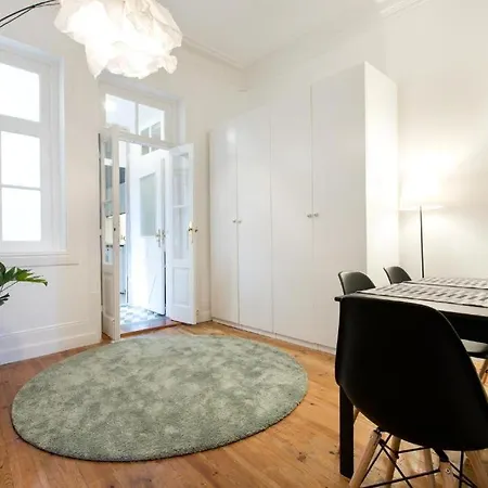 Pretty Clerigos 132 포르투