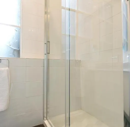 Pretty Clerigos 132 * Porto