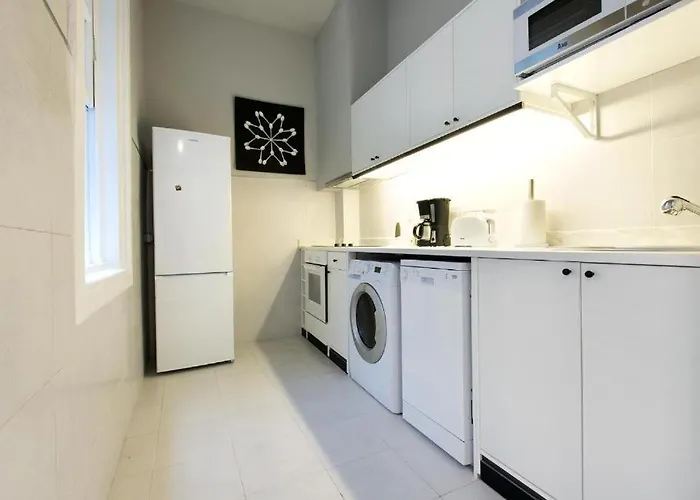 Pretty Clerigos 132 Porto