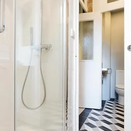 Pretty Clerigos 132 Porto