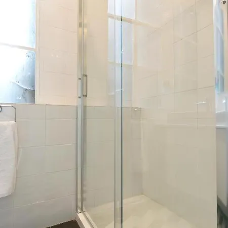 Pretty Clerigos 132 * Porto