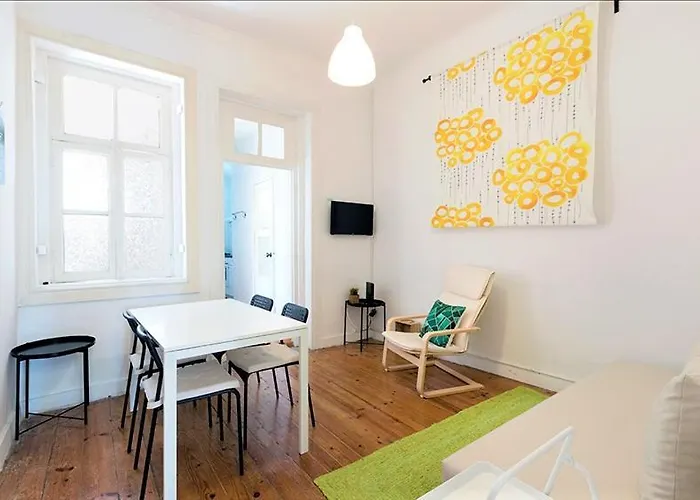 Pretty Clerigos 132 *